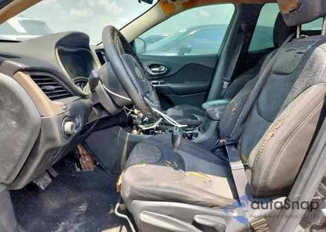 2014 Jeep Cherokee Sport z USA, uszkodzony, nr VIN 1C4PJLAB1EW143136